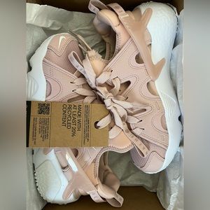 Nike Women’s Air Huarache Run in Blush Pink and White
